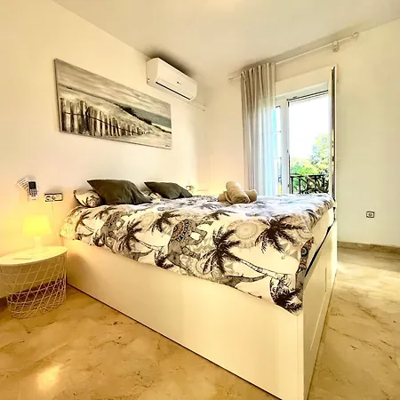 Private Solarium - Golf And Pool View - Ramblas 830 Apartment